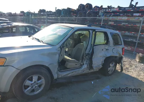 2008 Ford Escape Xlt из США, поврежденный, VIN 1FMCU03Z38KE74208